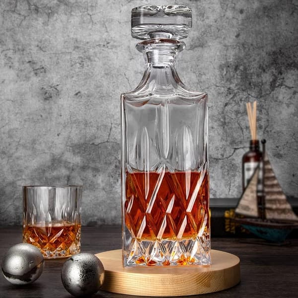 Lead-Free Crystal Whiskey Decanter with Glass Stopper, 25 oz