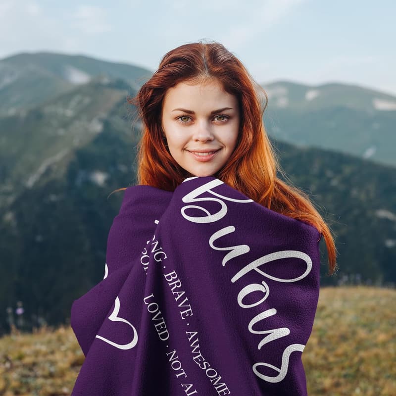 Purple Throw Blanket for Women's Birthdays - Cozy Gift Idea