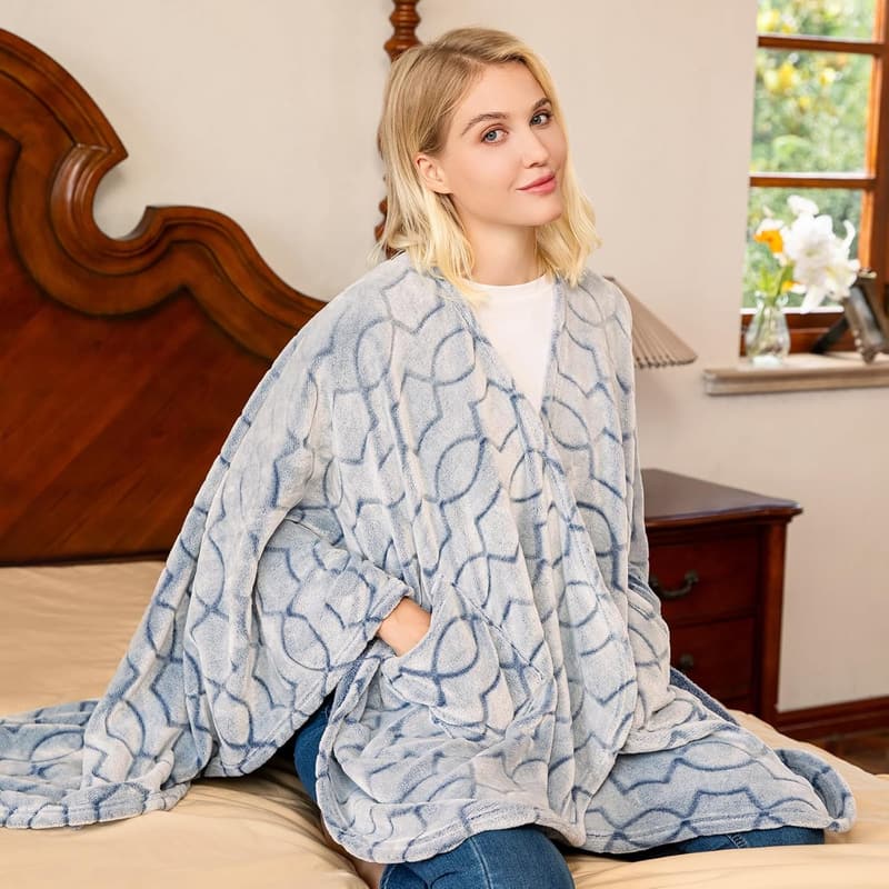 Reversible Ultra Soft Flannel Wearable Blanket with Pockets