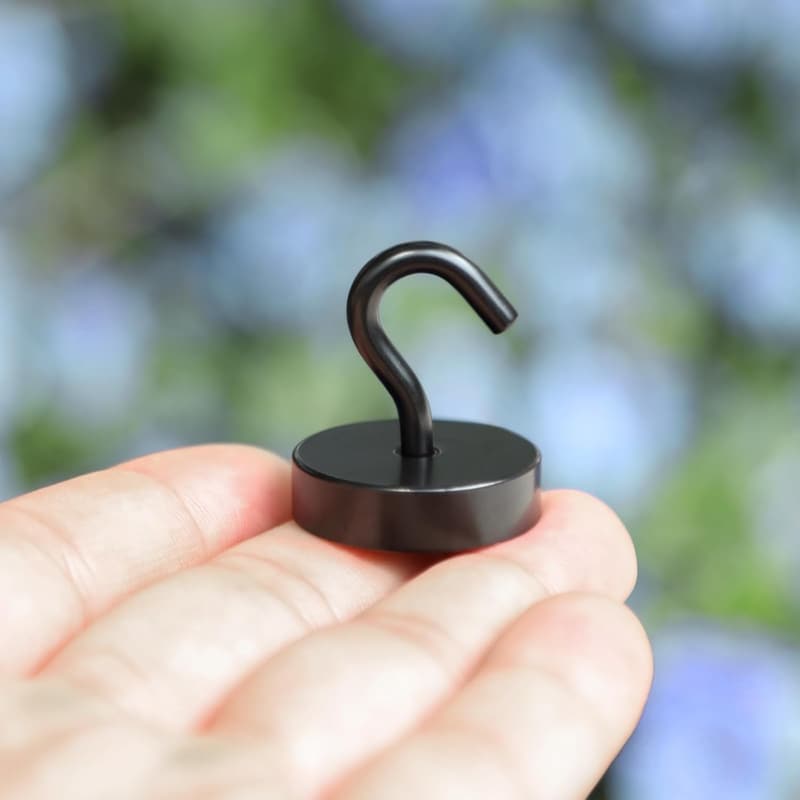 Heavy-Duty Magnetic Hooks for Travel & Cruise Essentials