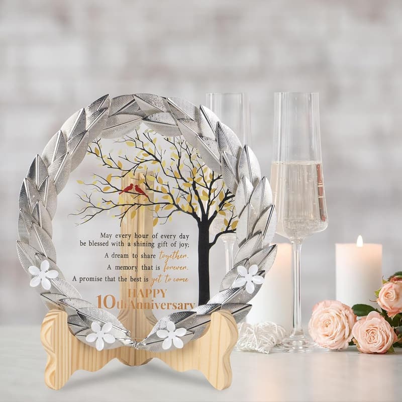 10th Anniversary Crystal Plate with Gold Leaf Wreath