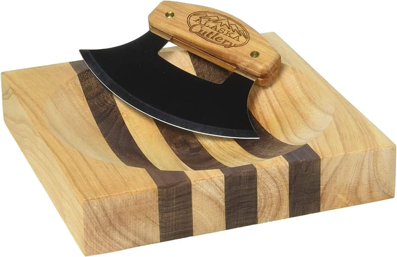Alaskan Ulu Knife Gift Set for Culinary Enthusiasts