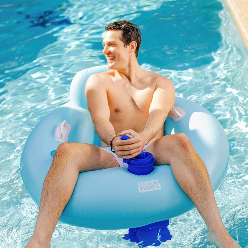 Motorized Pool Float with 360º Operation and Cup Holder