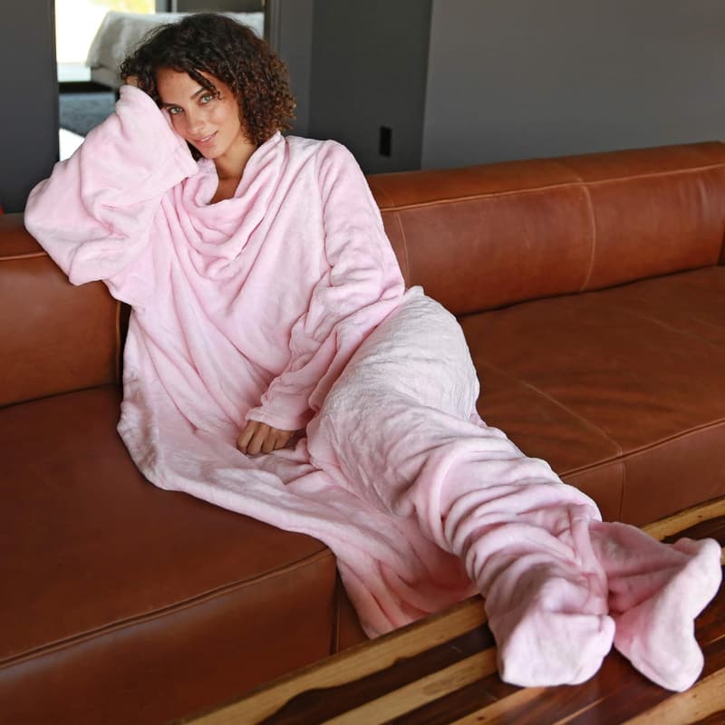 Wearable Fleece Blanket with Sleeves and Foot Pockets for Adults