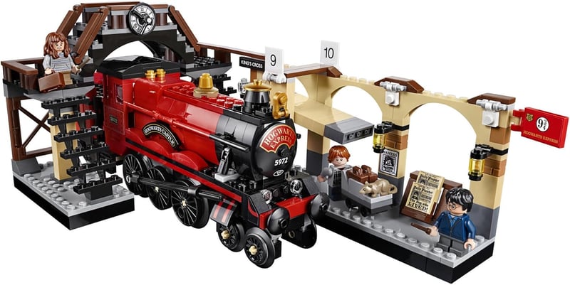 LEGO Harry Potter Hogwarts Express Building Set with Minifigures