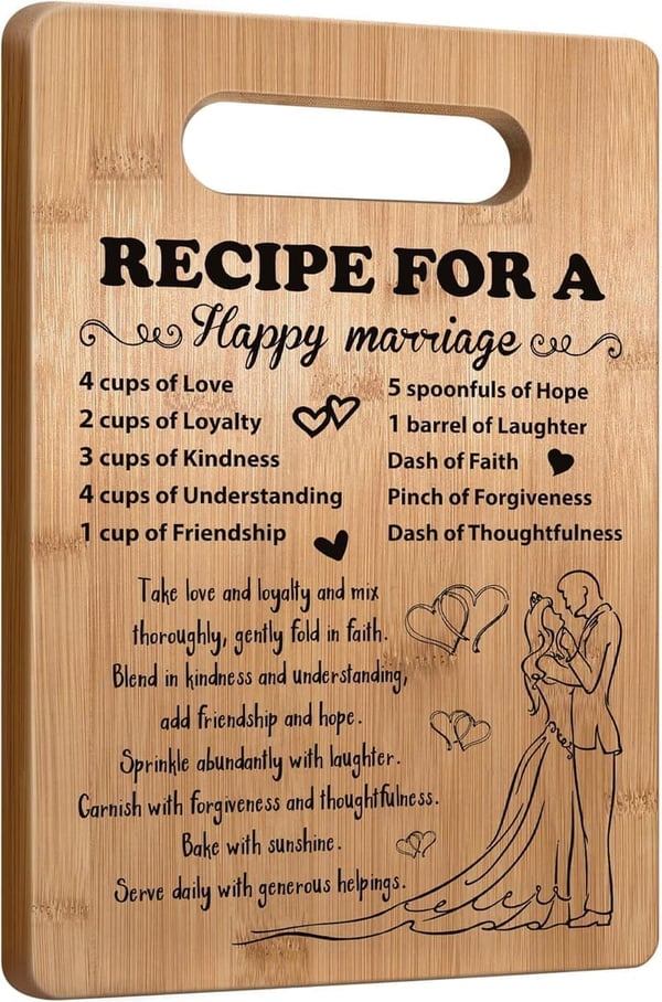 2025 Wedding Gift: Engraved Cutting Board for Couples
