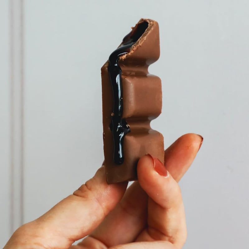 Wine-Infused Artisan Dark Chocolates – Perfect Gift for Wine Lovers
