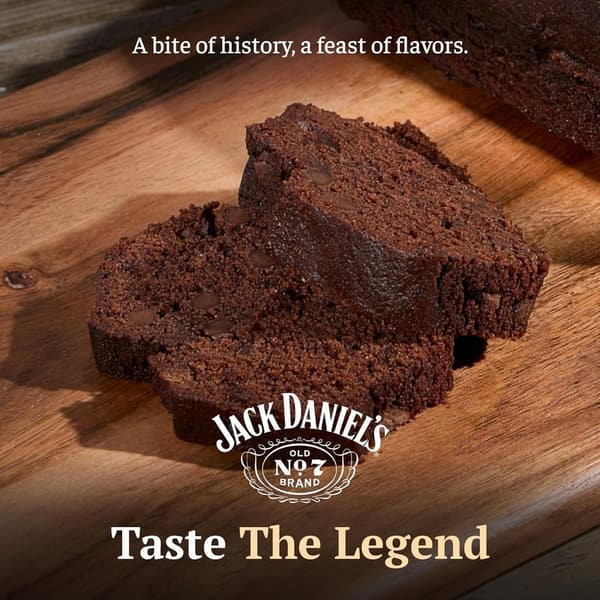 Jack Daniel's Whiskey-Infused Chocolate Cake, 10 oz