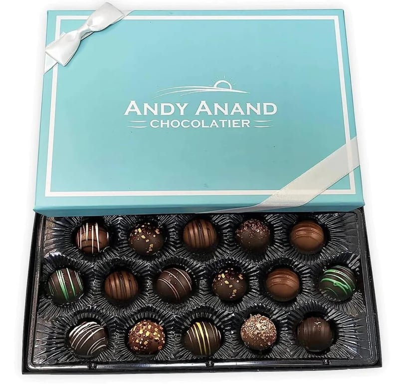 Champagne & Rum Chocolate Truffles Gift Box (16 pcs)