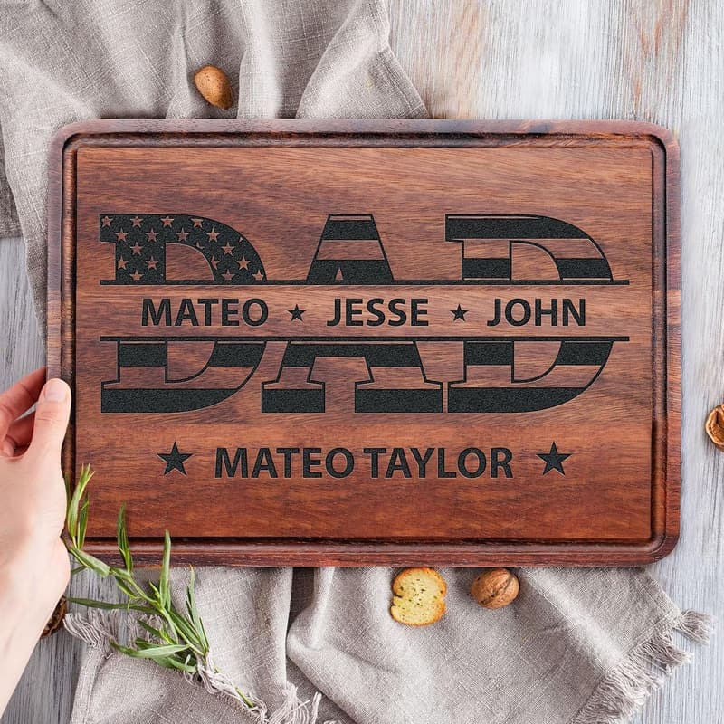 Personalized Cutting Board with Kids' Names for Dad