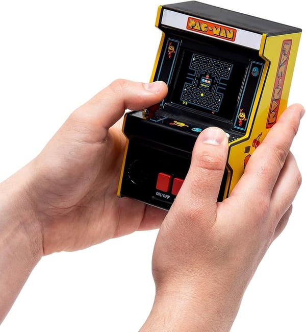 Retro Mini Arcade Pac-Man Game Console - Classic 90s Electronic Toy