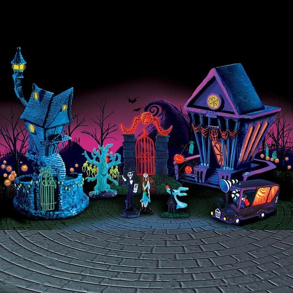 Nightmare Before Christmas Black Light Village Set