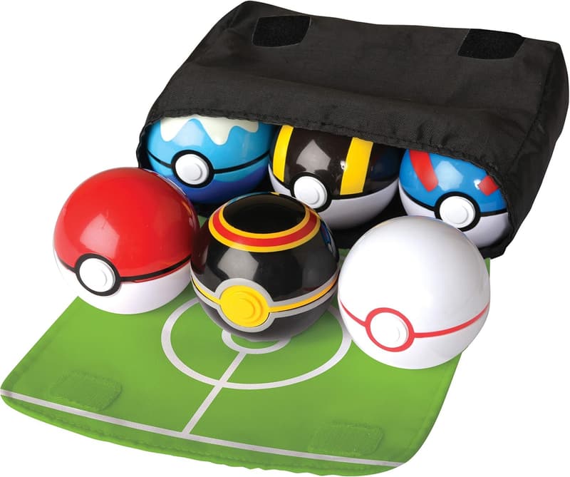 Pokémon Bandolier Set with Pikachu Figure and Battle Mat
