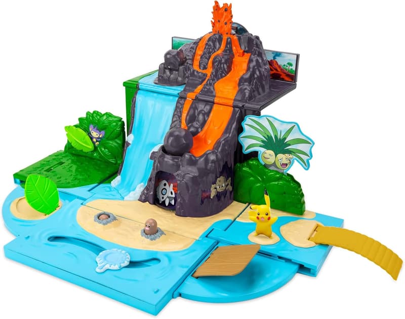 Pokémon Carry 'N' Go Volcano Playset with 4 Mini Figures