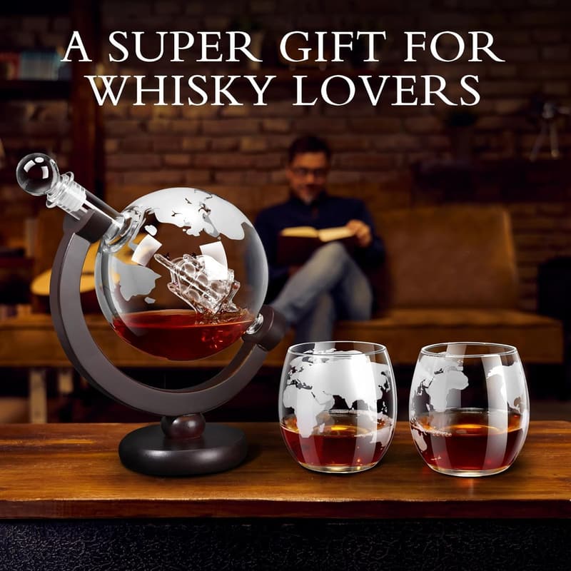 Whiskey Decanter Globe Set with 2 Etched Glasses - 850ml