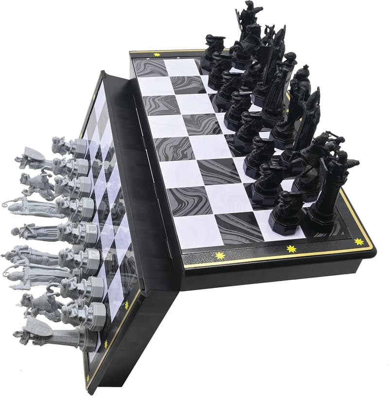 Harry Potter Magnetic Chess Set - Foldable Board & 32 Pieces