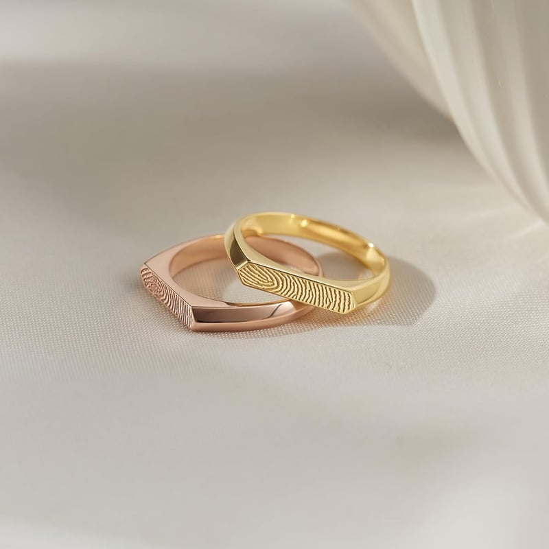 Personalized Fingerprint Signet Ring in 925 Sterling Silver