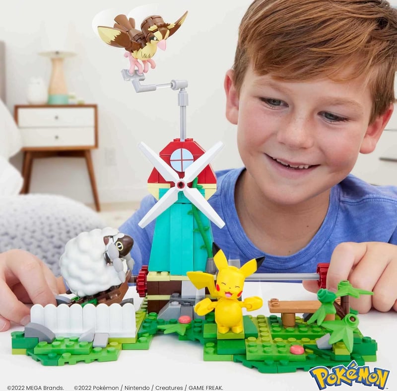 Pokémon Building Toy Set: Countryside Windmill with 240 Pieces