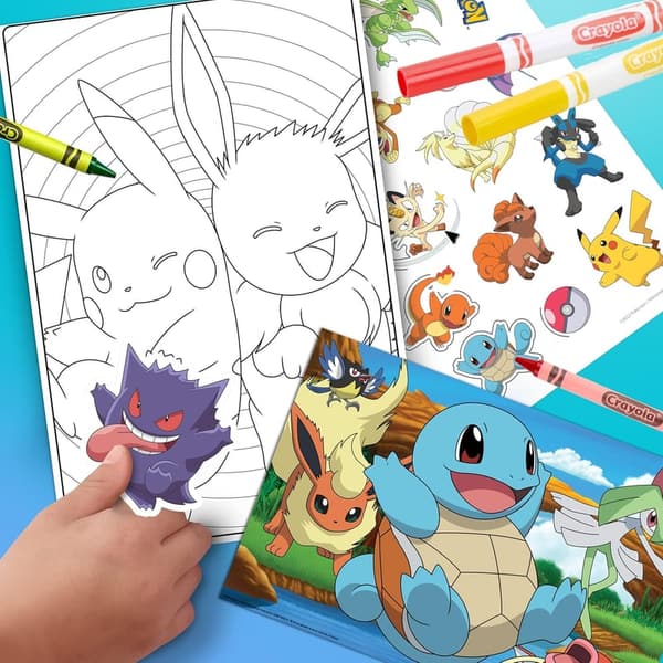 Pokémon Squirtle Kids Art Set with 71+ Coloring Tools