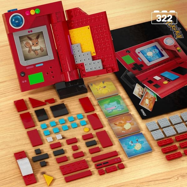 Pokémon Kanto Region Building Set with 322 Pieces & Accessories