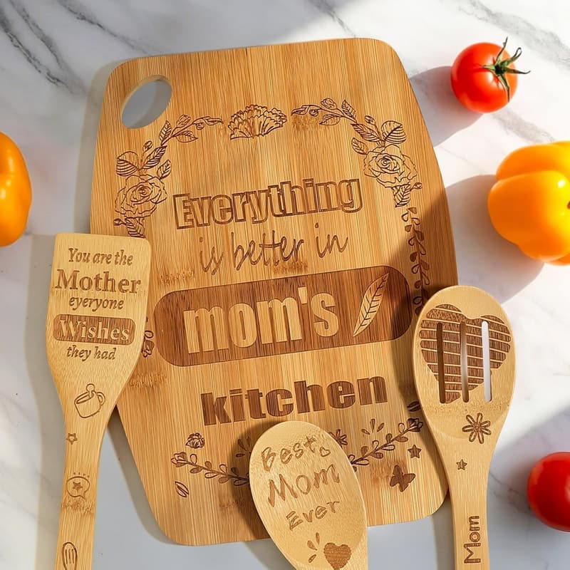 Engraved Cutting Board Set for Mom - Mother's Day Gift