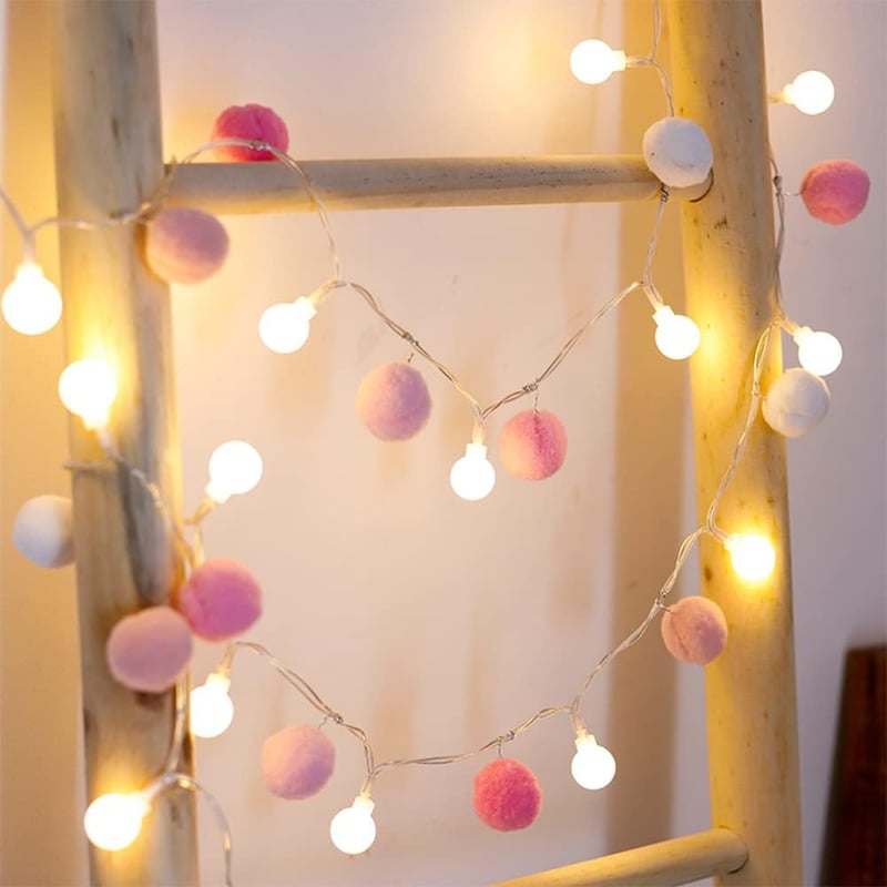 20 LED Battery-Operated Pom Pom Fairy Lights for Home Decor