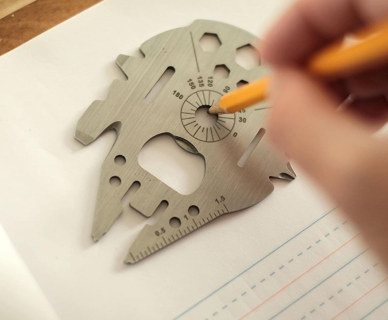 Star Wars Millennium Falcon 8-in-1 Multitool Kit for Camping