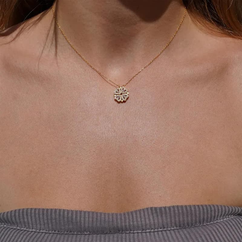 4-Leaf Lucky Rose Necklace for Daughter's Birthday