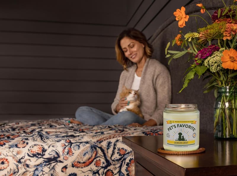 Pet-Friendly Odor Eliminating Candle - 70-Hour Burn, 7 Scents