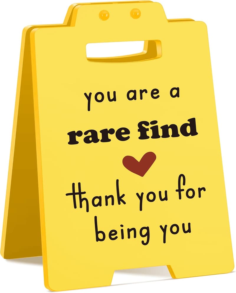 Desk Sign: 