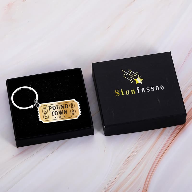 Funny Pound Town Keychain - Gag Gift for Couples