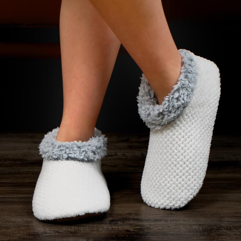 Winter Cozy Fuzzy Slippers for Women with Non-Slip Soles