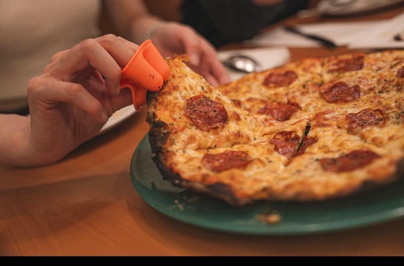 Silicone 3-Finger Covers for Mess-Free Eating & Cooking - 3 Pack