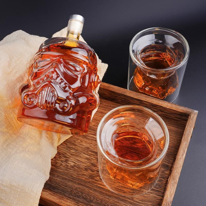 Christmas Whiskey Decanter Set with 2 Glasses