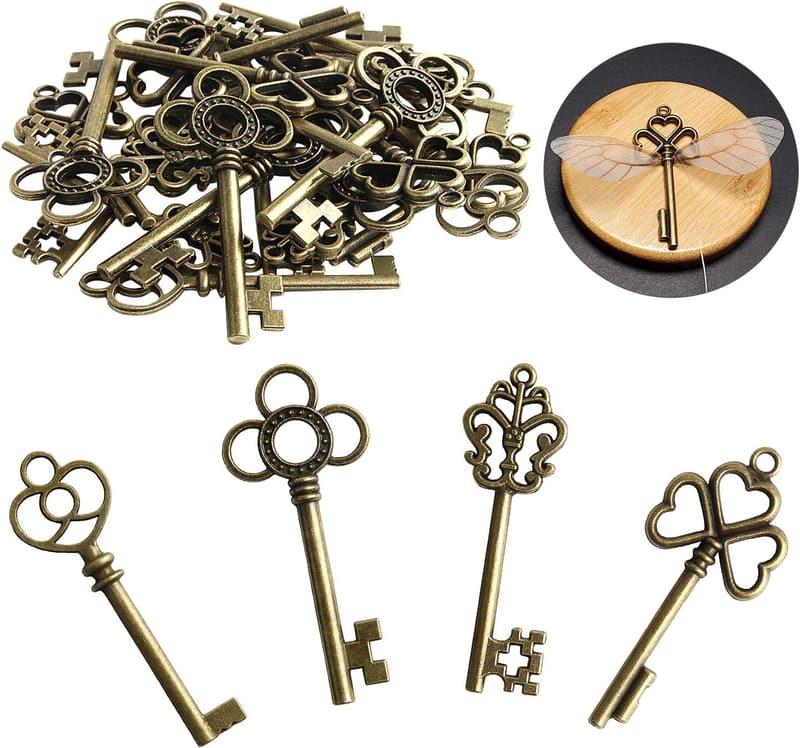 Vintage Skeleton Keys with Dragonfly Wings for Party Decorations