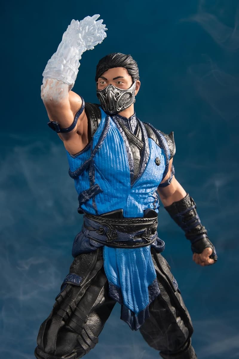 Mortal Kombat Sub-Zero 1:6 Scale Posed Figure