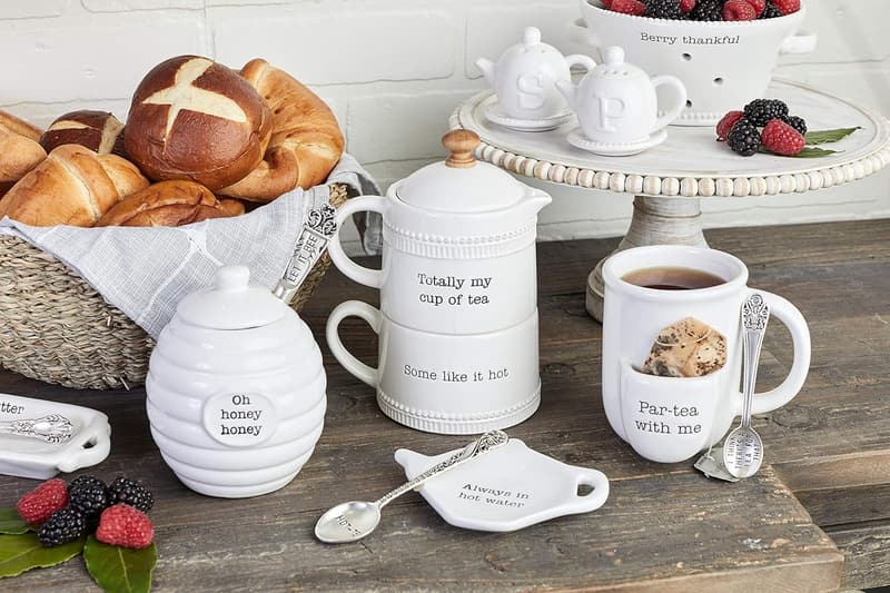 Vintage Inspired Ceramic Tea Cup Set with Spoon - 2 Pieces