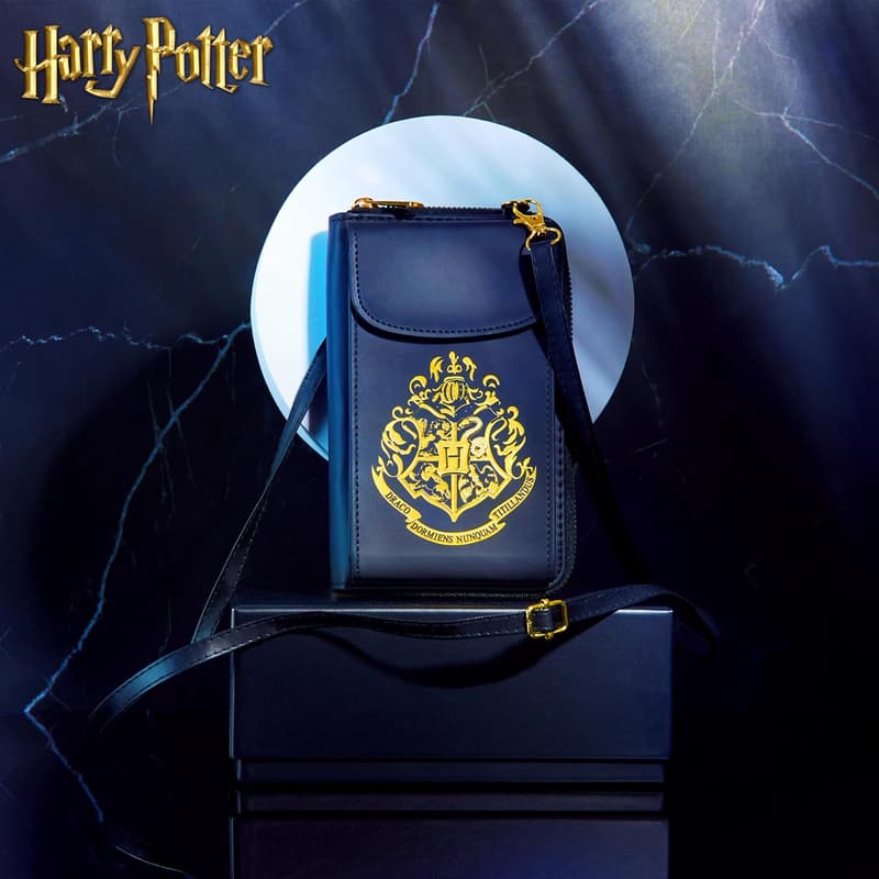 Harry Potter Women's Crossbody Bag with Card Slots