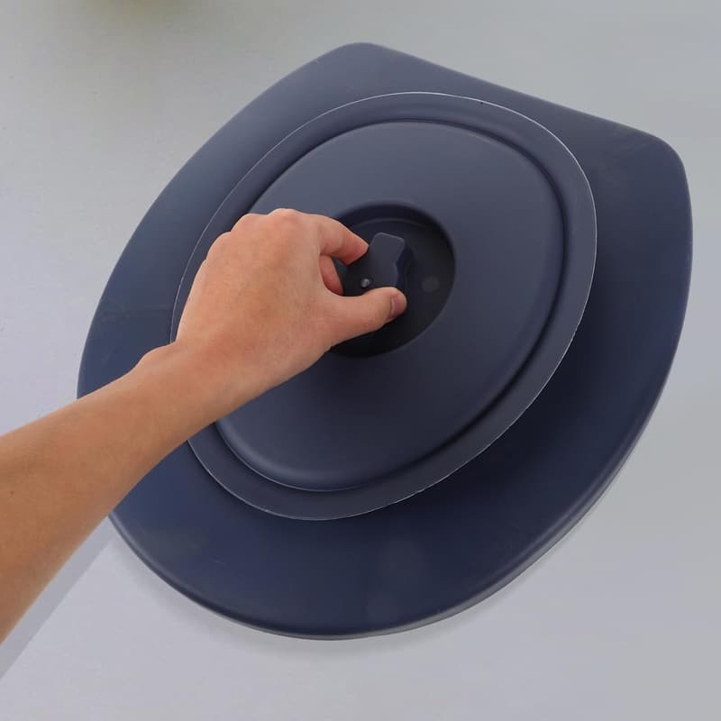 Comfortable Round Bucket Lid for Elderly Outdoor Use