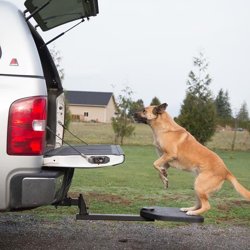 PortablePET Dog Hitch Step for Pickup Trucks