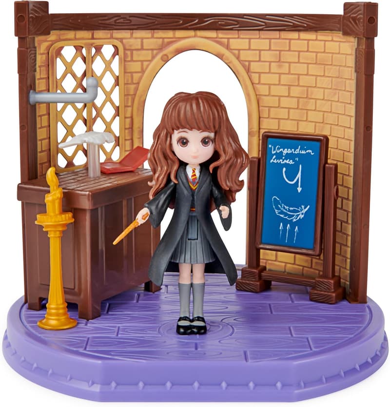 Harry Potter Magical Minis Classroom Playset with Hermione Figure