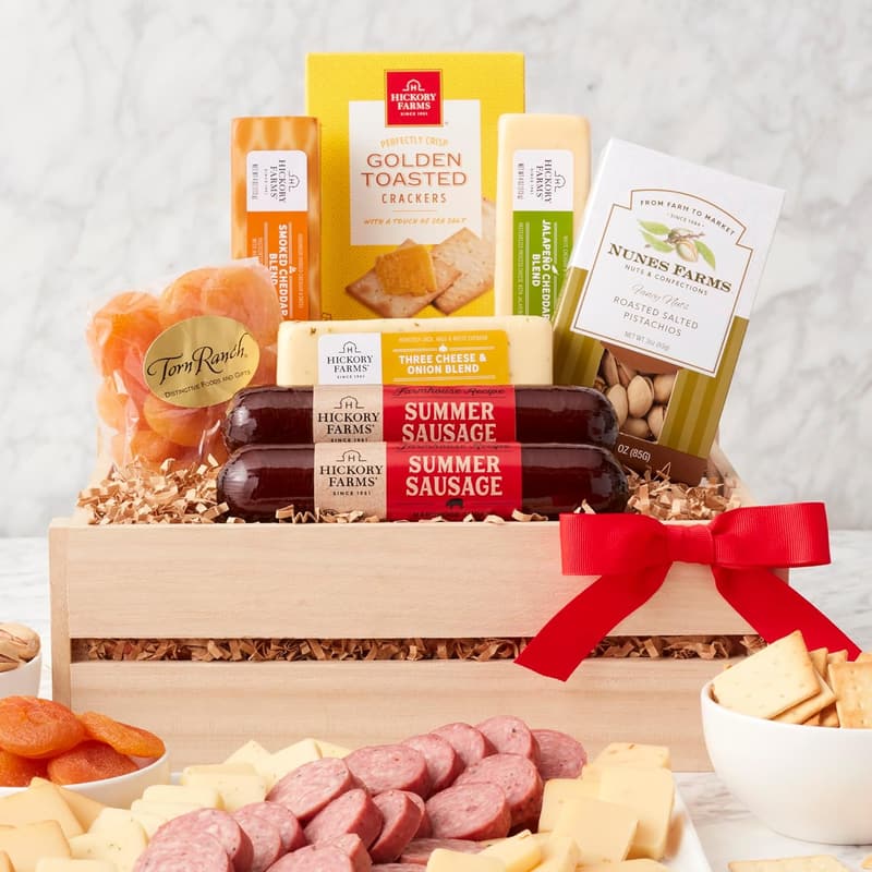 California Delicious 7-Piece Meat and Cheese Gift Crate