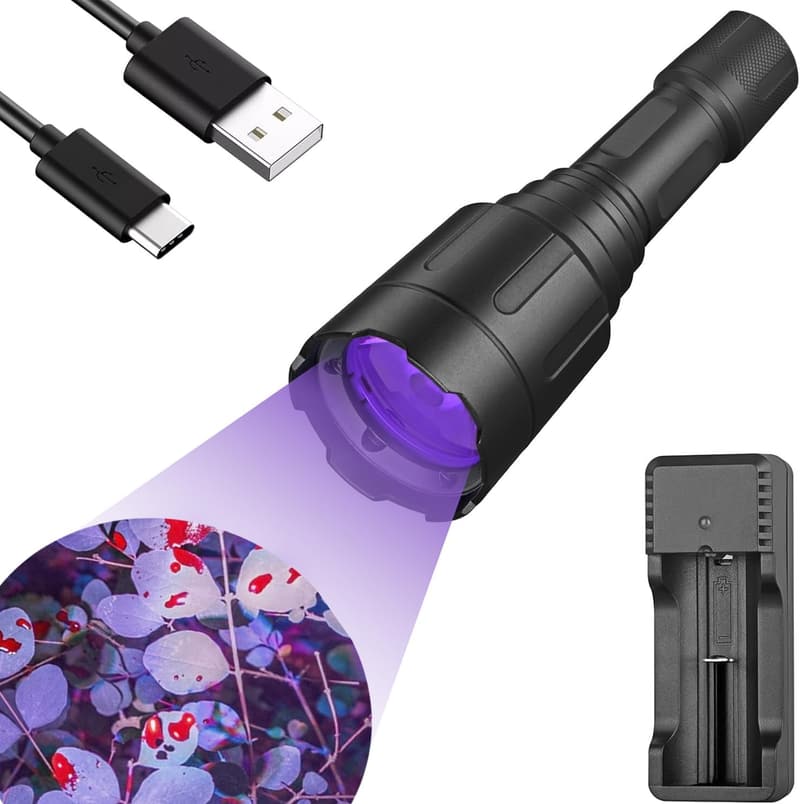 High-Definition Blood Tracking Flashlight for Deer Hunting