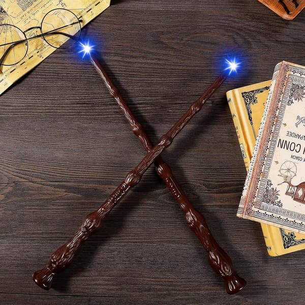 Light Up Magic Wand Set for Kids' Party Cosplay (2 Pack)