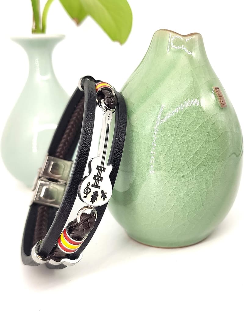 Handmade Black Leather Cuff Bracelet for Men, Adjustable