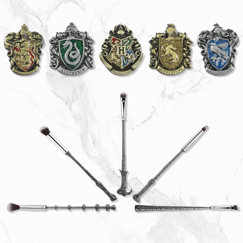 Wizard Wand Makeup Brush Set with House Pins for Women