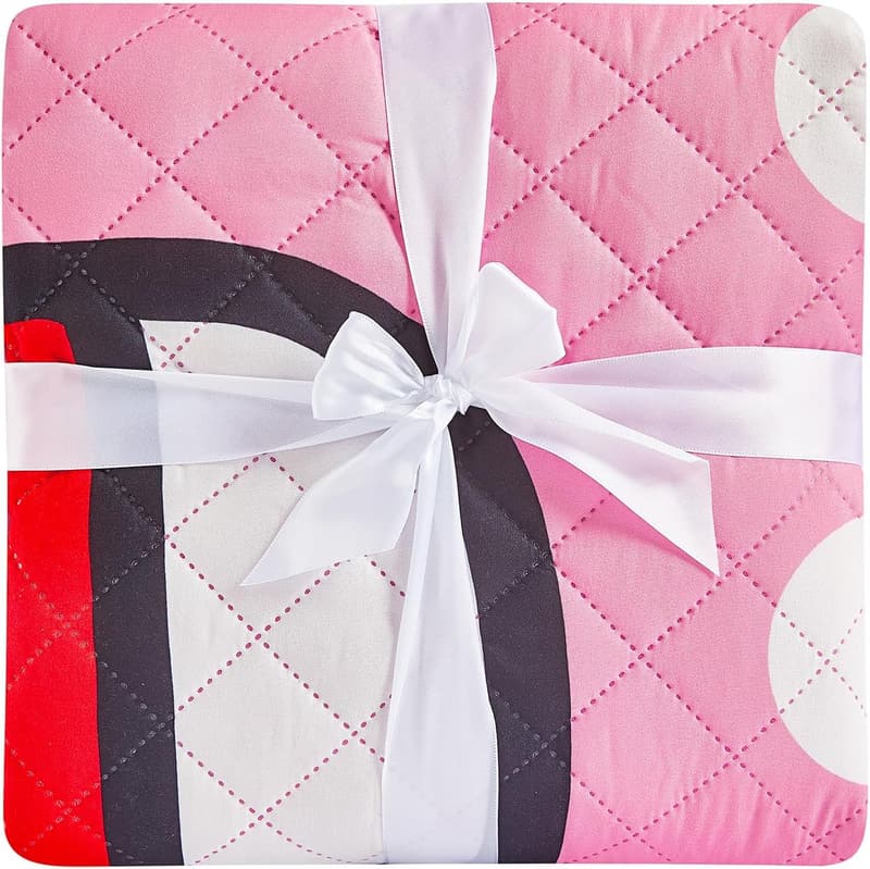 Hello Kitty Twin Bedding Set with Quilted Bedspread & Decal