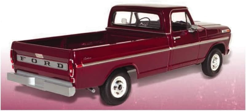 1970 F-100 Custom Cab 4x4 Scale Model Kit (1:25)