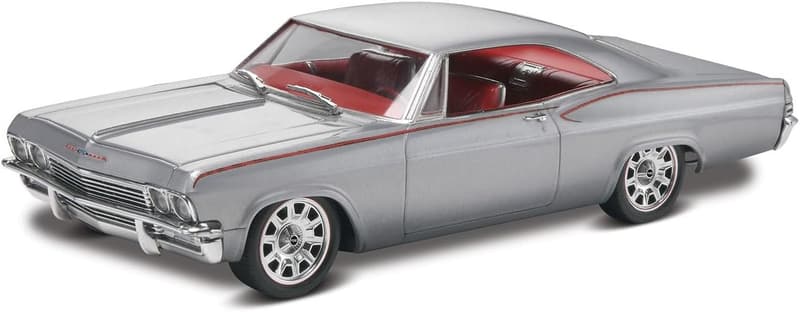 1965 Chevrolet Impala Model Car Building Kit, 1:25 Scale