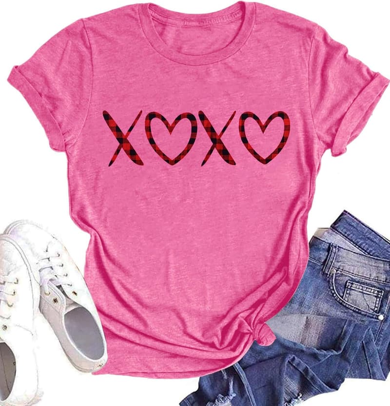 XOXO Love Heart Buffalo Plaid Graphic T-Shirt for Women